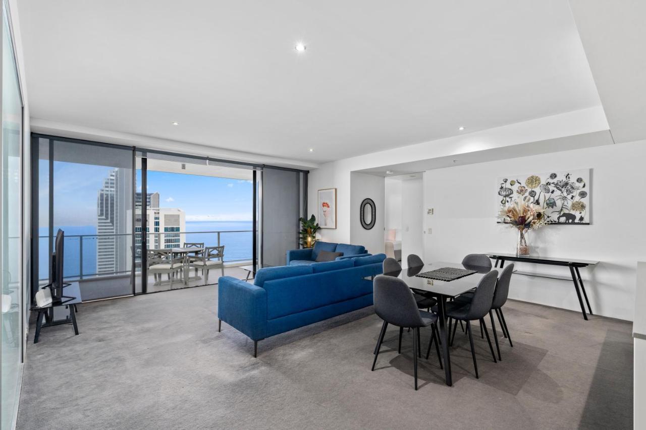 Apartment Circle On Cavill - Hosted By Coastal Letting