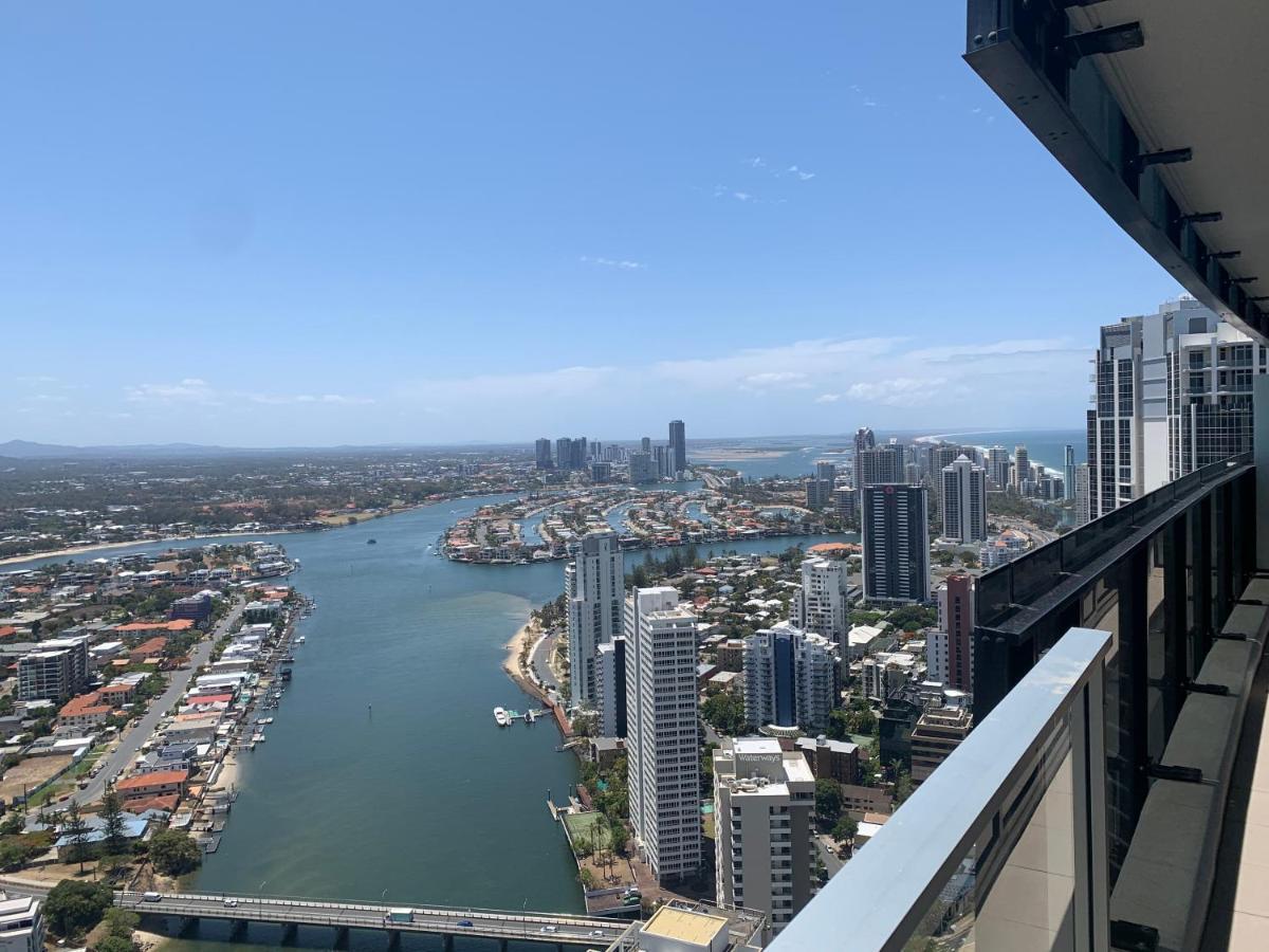 Apartment Circle On Cavill - Hosted By Coastal Letting *
