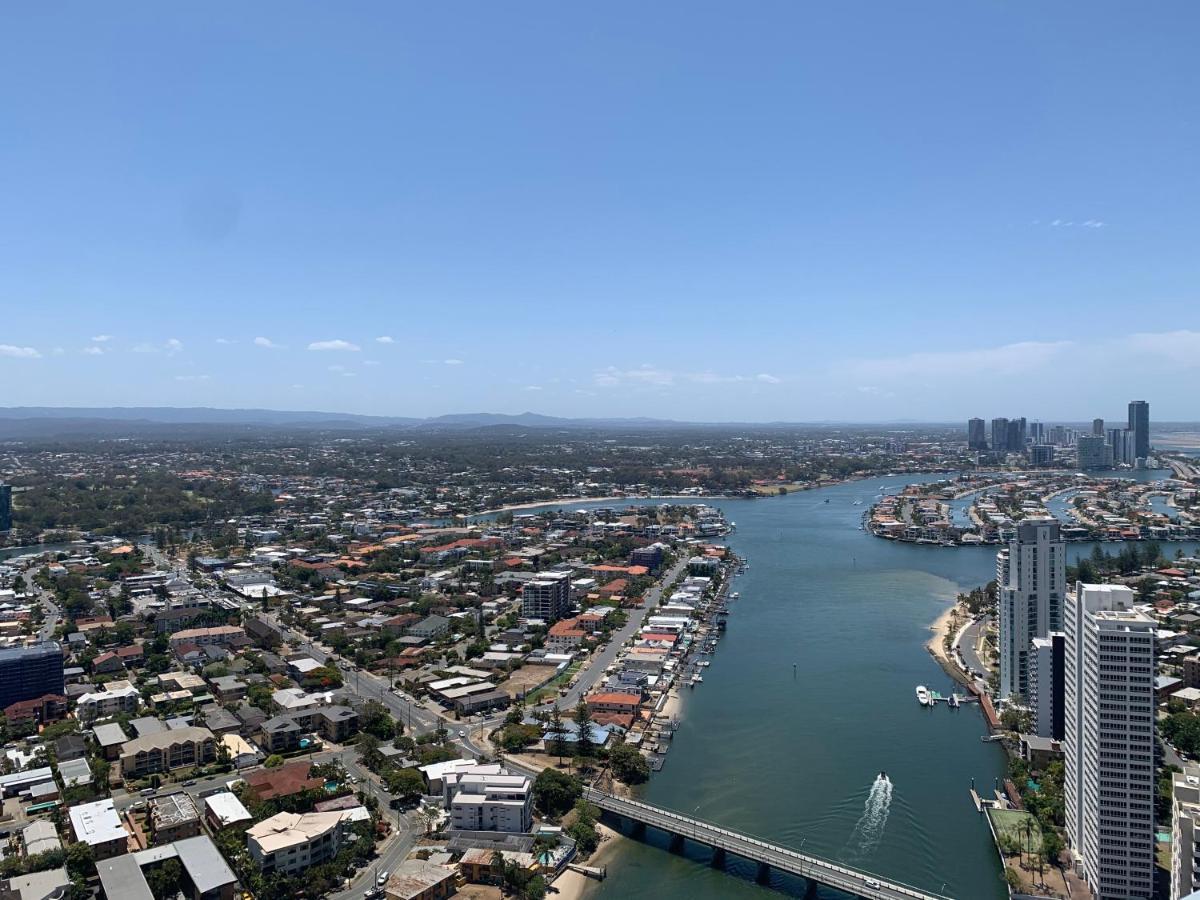 Apartment Circle On Cavill - Hosted By Coastal Letting *